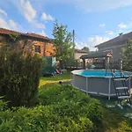хитър петър Villa