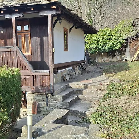 хитър петър Apriltsi (Lovech)