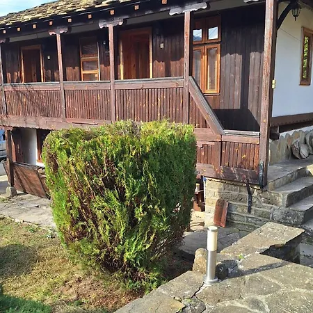 хитър петър * Apriltsi (Lovech)