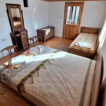 хитър петър Villa Apriltsi (Lovech)