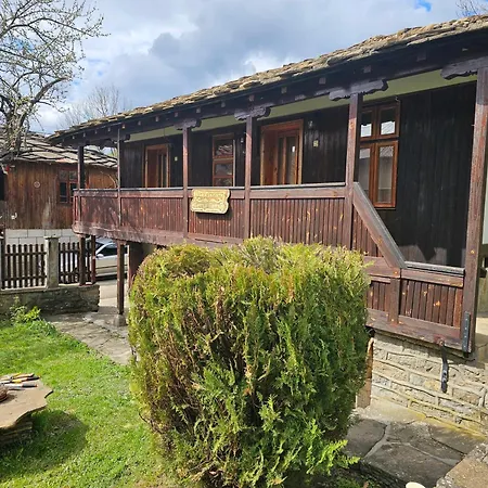 хитър петър Априлци