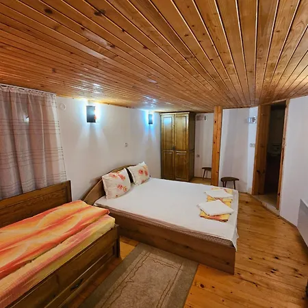 хитър петър Villa