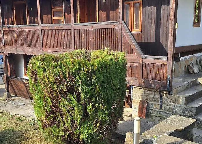 хитър петър * Apriltsi (Lovech)