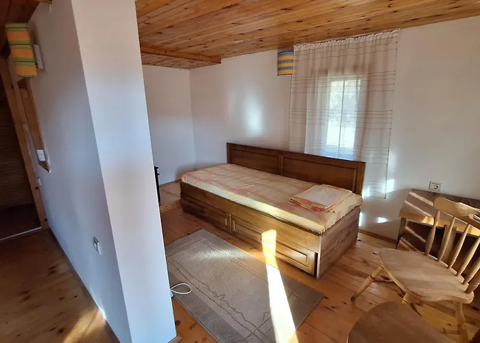 хитър петър * Apriltsi (Lovech)