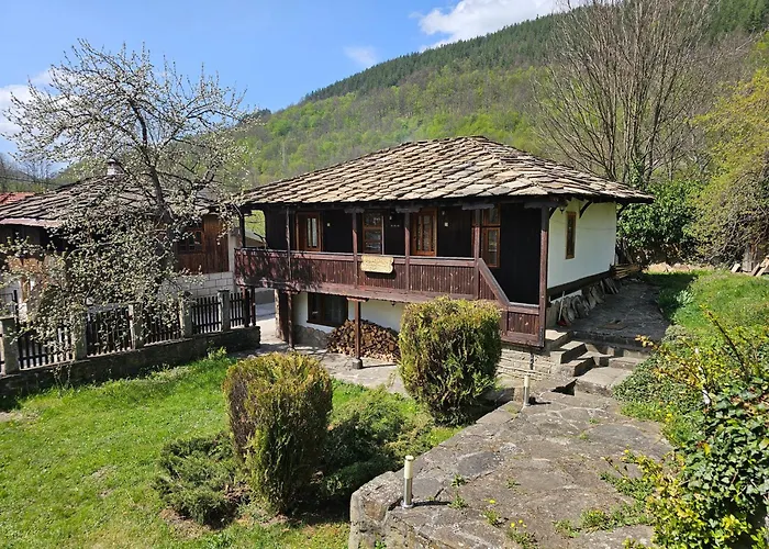 Villa хитър петър Apriltsi (Lovech)