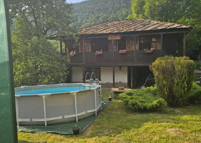 хитър петър Villa *